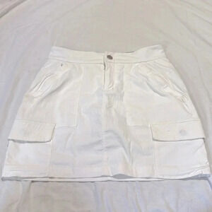 Athleta Trekkie Skort Skirt Womens Size 2 White Cargo Pockets Stretch